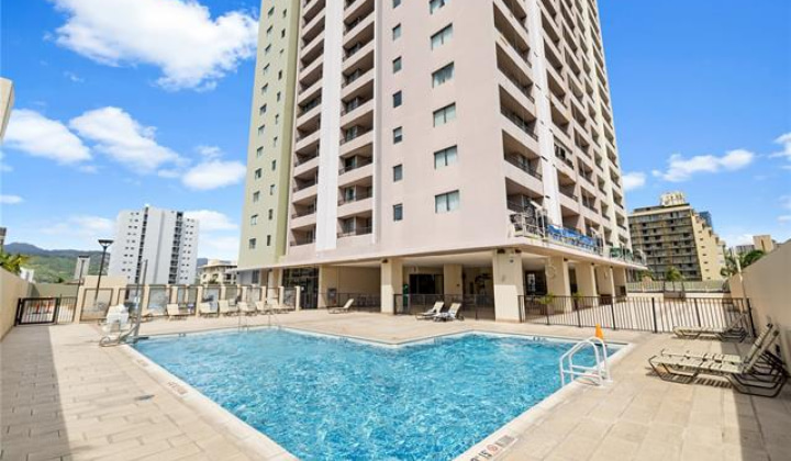 2240 Kuhio Avenue,Honolulu,Hawaii,96815,2 ベッドルーム ベッドルーム,2 バスルームバスルーム,コンド / タウンハウス,Kuhio,32,19291662
