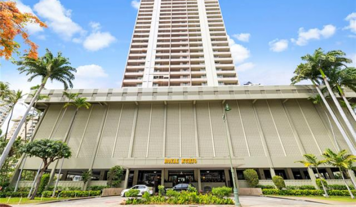 2240 Kuhio Avenue,Honolulu,Hawaii,96815,2 ベッドルーム ベッドルーム,2 バスルームバスルーム,コンド / タウンハウス,Kuhio,32,19291662