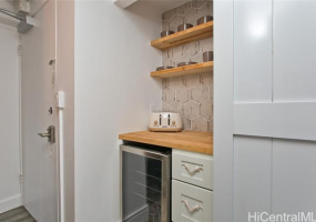 2450 Prince Edward Street,Honolulu,Hawaii,96815,1 BathroomBathrooms,Condo/Townhouse,Prince Edward,4,18126798