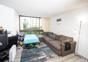 300 Wai Nani Way,Honolulu,Hawaii,96815,1 Bedroom Bedrooms,1 BathroomBathrooms,Condo/Townhouse,Wai Nani,4,18127065