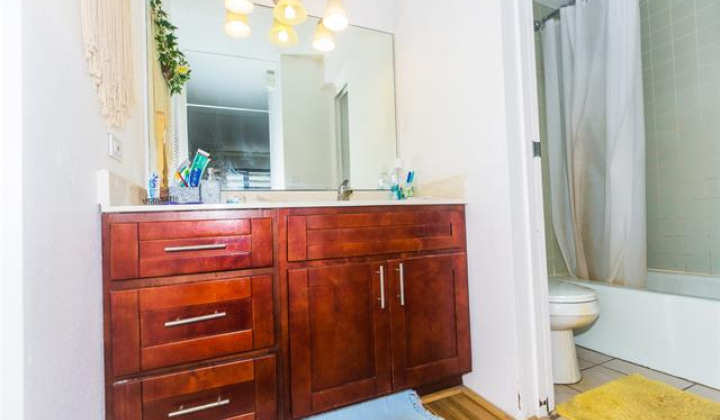 2140 Kuhio Avenue,Honolulu,Hawaii,96815,1 Bedroom Bedrooms,1 BathroomBathrooms,Condo/Townhouse,Kuhio,10,18127346