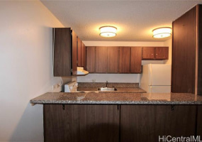 2140 Kuhio Avenue,Honolulu,Hawaii,96815,1 Bedroom Bedrooms,1 BathroomBathrooms,Condo/Townhouse,Kuhio,10,18127346