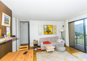 2140 Kuhio Avenue,Honolulu,Hawaii,96815,1 Bedroom Bedrooms,1 BathroomBathrooms,Condo/Townhouse,Kuhio,10,18127346