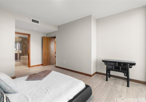 1555 Kapiolani Boulevard,Honolulu,Hawaii,96814,2 ベッドルーム ベッドルーム,2 バスルームバスルーム,コンド / タウンハウス,Kapiolani,906,18580309