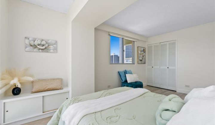 2440 Kuhio Avenue,Honolulu,Hawaii,96815,1 ベッドルーム ベッドルーム,1 バスルームバスルーム,コンド / タウンハウス,Kuhio,11,18580794