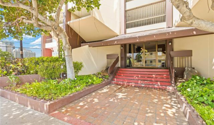 320 Liliuokalani Avenue,Honolulu,Hawaii,96815,2 ベッドルーム ベッドルーム,1 バスルームバスルーム,コンド / タウンハウス,Liliuokalani,11,19323814
