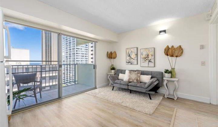 2440 Kuhio Avenue,Honolulu,Hawaii,96815,1 ベッドルーム ベッドルーム,1 バスルームバスルーム,コンド / タウンハウス,Kuhio,11,18580794
