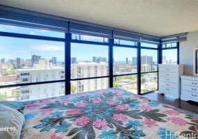 1015 Wilder Avenue,Honolulu,Hawaii,96822,3 ベッドルーム ベッドルーム,2 バスルームバスルーム,コンド / タウンハウス,Wilder,11,18128758