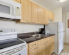 229 Paoakalani Avenue,Honolulu,Hawaii,96815,1 ベッドルーム ベッドルーム,1 バスルームバスルーム,コンド / タウンハウス,Paoakalani,34,18580923