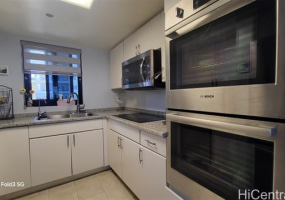 1015 Wilder Avenue,Honolulu,Hawaii,96822,3 ベッドルーム ベッドルーム,2 バスルームバスルーム,コンド / タウンハウス,Wilder,11,18128758