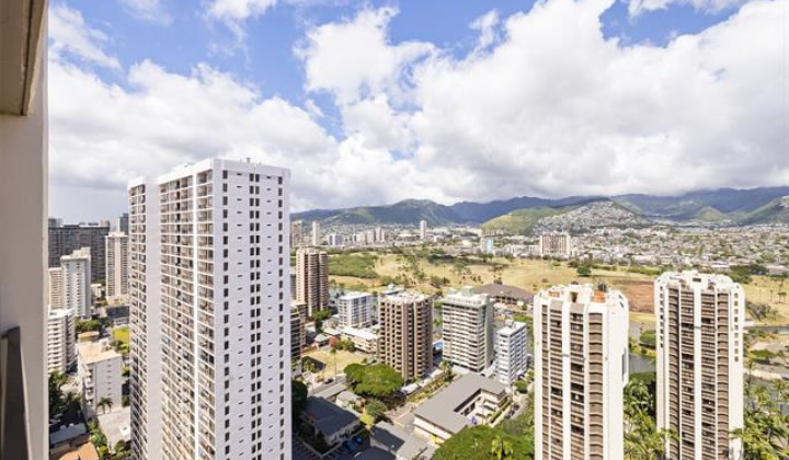229 Paoakalani Avenue,Honolulu,Hawaii,96815,1 ベッドルーム ベッドルーム,1 バスルームバスルーム,コンド / タウンハウス,Paoakalani,34,18580923