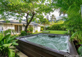 41-019 Manana Street,Waimanalo,Hawaii,96795,5 Bedrooms Bedrooms,3 BathroomsBathrooms,Single family,Manana,18130088