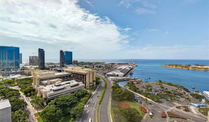 700 Richards Street,Honolulu,Hawaii,96813,2 Bedrooms Bedrooms,2 BathroomsBathrooms,Condo/Townhouse,Richards,25,19294211