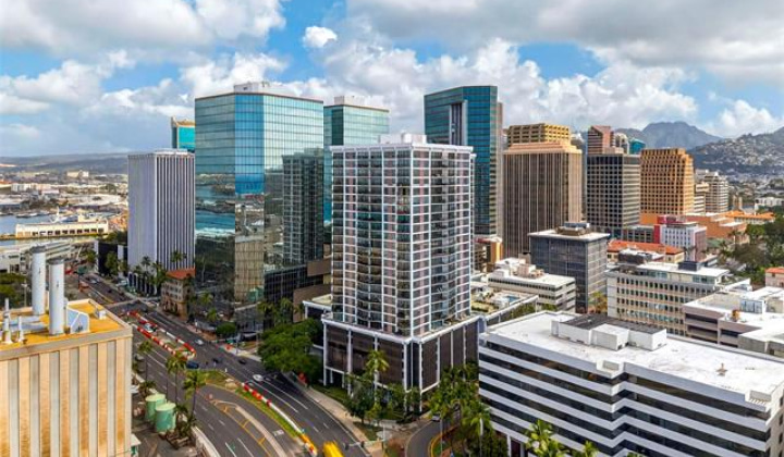 700 Richards Street,Honolulu,Hawaii,96813,2 Bedrooms Bedrooms,2 BathroomsBathrooms,Condo/Townhouse,Richards,25,19294211