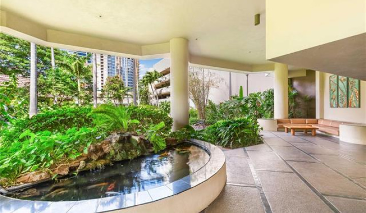 930 Kaheka Street,Honolulu,Hawaii,96814,3 Bedrooms Bedrooms,2 BathroomsBathrooms,Condo/Townhouse,Kaheka,2,18130577