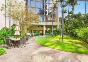 930 Kaheka Street,Honolulu,Hawaii,96814,3 Bedrooms Bedrooms,2 BathroomsBathrooms,Condo/Townhouse,Kaheka,2,18130577