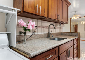 1250 Richard Lane,Honolulu,Hawaii,96819,2 Bedrooms Bedrooms,1 BathroomBathrooms,Condo/Townhouse,Richard,5,18130731
