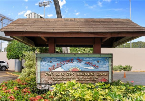 1250 Richard Lane,Honolulu,Hawaii,96819,2 Bedrooms Bedrooms,1 BathroomBathrooms,Condo/Townhouse,Richard,5,18130731