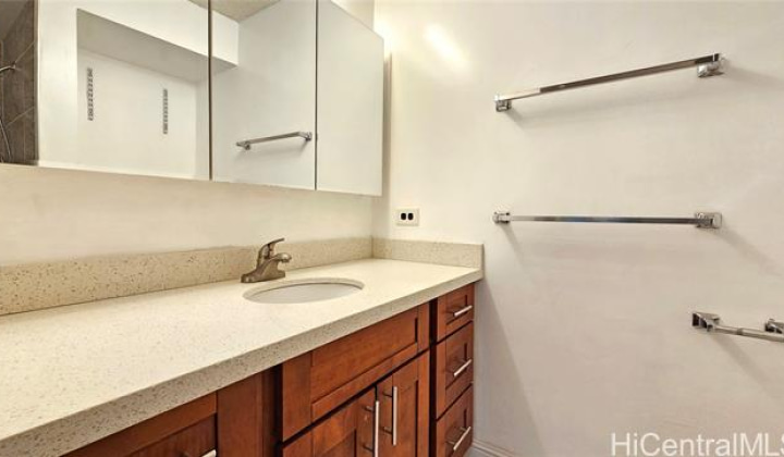 747 Amana Street,Honolulu,Hawaii,96814,1 バスルームバスルーム,コンド / タウンハウス,Amana,15,18131276