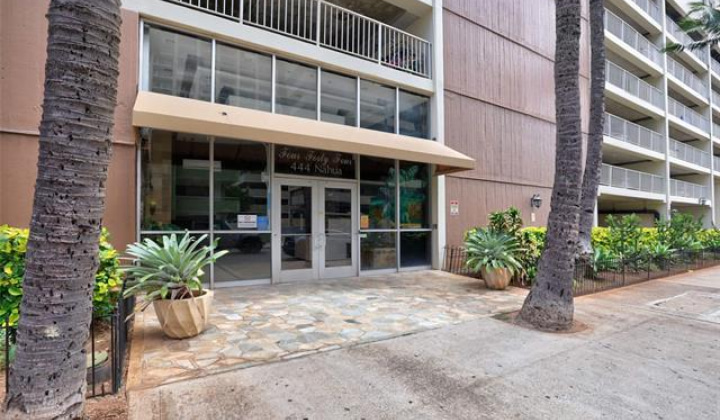444 Nahua Street,Honolulu,Hawaii,96815,1 ベッドルーム ベッドルーム,1 バスルームバスルーム,コンド / タウンハウス,Nahua,20,18583736