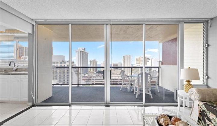 444 Nahua Street,Honolulu,Hawaii,96815,1 ベッドルーム ベッドルーム,1 バスルームバスルーム,コンド / タウンハウス,Nahua,20,18583736