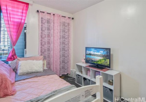 1260 Richard Lane,Honolulu,Hawaii,96819,2 ベッドルーム ベッドルーム,1 バスルームバスルーム,コンド / タウンハウス,Richard,5,18131624