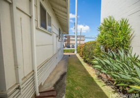 2470 Kalakaua Avenue,Honolulu,Hawaii,96815,2 Bedrooms Bedrooms,2 BathroomsBathrooms,Condo/Townhouse,Kalakaua,5,17735155