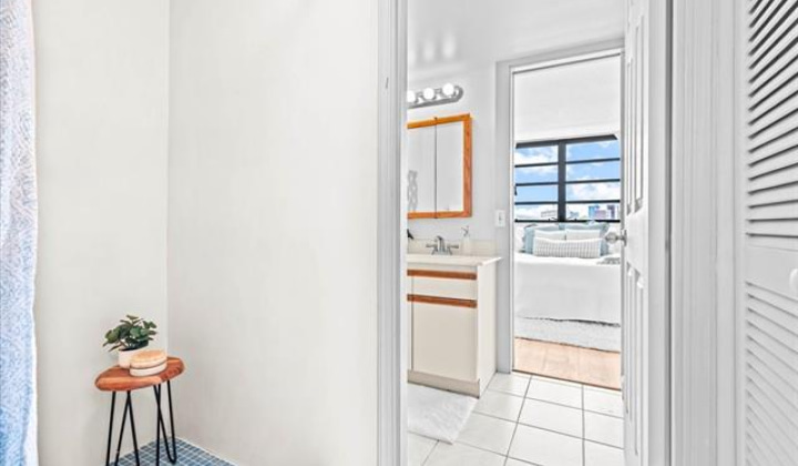 750 Kaheka Street,Honolulu,Hawaii,96814,2 ベッドルーム ベッドルーム,1 バスルームバスルーム,コンド / タウンハウス,Kaheka,4,19325894