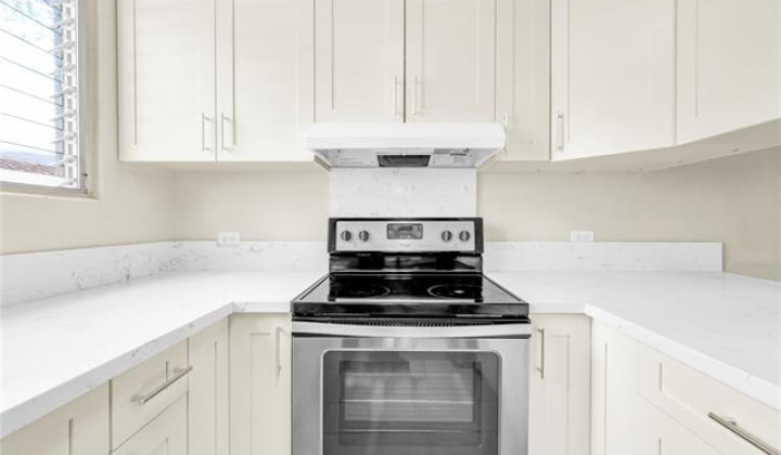 4202 Keanu Street,Honolulu,Hawaii,96816,2 Bedrooms Bedrooms,1 BathroomBathrooms,Condo/Townhouse,Keanu,2,18131770