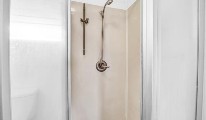 4202 Keanu Street,Honolulu,Hawaii,96816,2 Bedrooms Bedrooms,1 BathroomBathrooms,Condo/Townhouse,Keanu,2,18131770