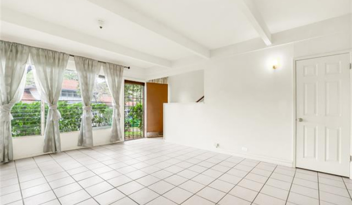 4202 Keanu Street,Honolulu,Hawaii,96816,2 Bedrooms Bedrooms,1 BathroomBathrooms,Condo/Townhouse,Keanu,2,18131770