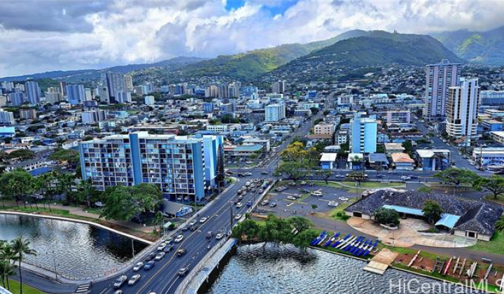 3003 8A KALAKAUA Avenue,Honolulu,Hawaii,96815,2 Bedrooms Bedrooms,2 BathroomsBathrooms,Condo/Townhouse,KALAKAUA,8,17735816