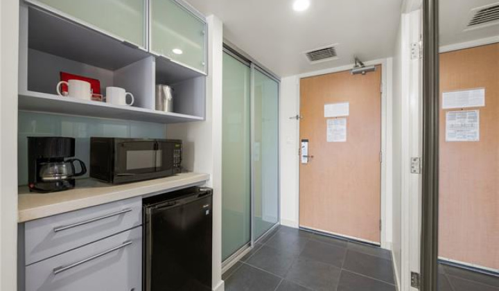 410 Atkinson Drive,Honolulu,Hawaii,96814,1 BathroomBathrooms,Condo/Townhouse,Atkinson,26,19297122