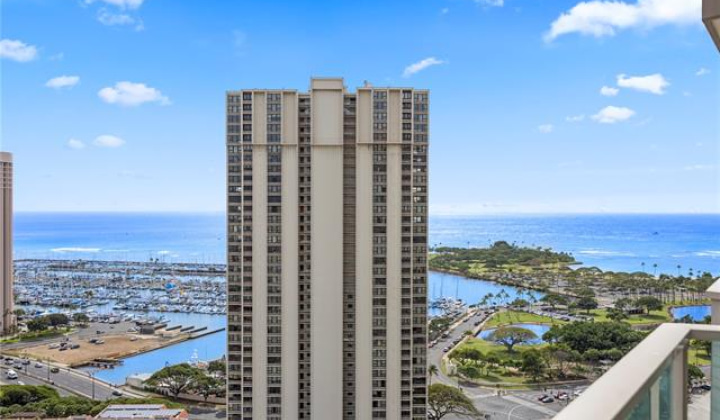 410 Atkinson Drive,Honolulu,Hawaii,96814,1 BathroomBathrooms,Condo/Townhouse,Atkinson,26,19297122