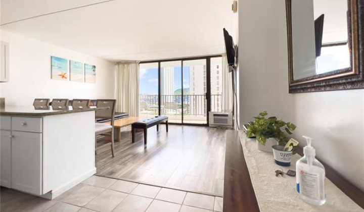 201 Ohua Avenue,Honolulu,Hawaii,96815,1 ベッドルーム ベッドルーム,1 バスルームバスルーム,コンド / タウンハウス,Ohua,18,18585342