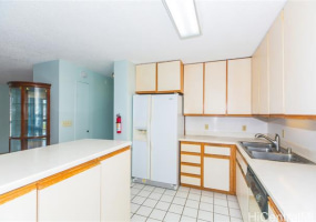 1624 Kanunu Street,Honolulu,Hawaii,96814,3 ベッドルーム ベッドルーム,2 バスルームバスルーム,コンド / タウンハウス,Kanunu,12,18134084