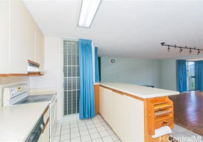 1624 Kanunu Street,Honolulu,Hawaii,96814,3 ベッドルーム ベッドルーム,2 バスルームバスルーム,コンド / タウンハウス,Kanunu,12,18134084