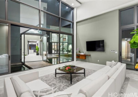 4758 Kahala Avenue,Honolulu,Hawaii,96816,5 Bedrooms Bedrooms,5 BathroomsBathrooms,Single family,Kahala,18585496