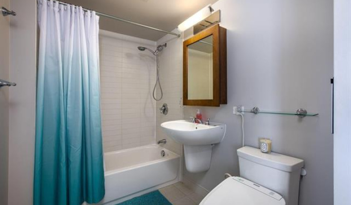 1009 Kapiolani Boulevard,Honolulu,Hawaii,96814,1 Bedroom Bedrooms,1 BathroomBathrooms,Condo/Townhouse,Kapiolani,41,18135328