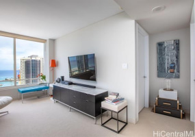 1009 Kapiolani Boulevard,Honolulu,Hawaii,96814,1 Bedroom Bedrooms,1 BathroomBathrooms,Condo/Townhouse,Kapiolani,41,18135328