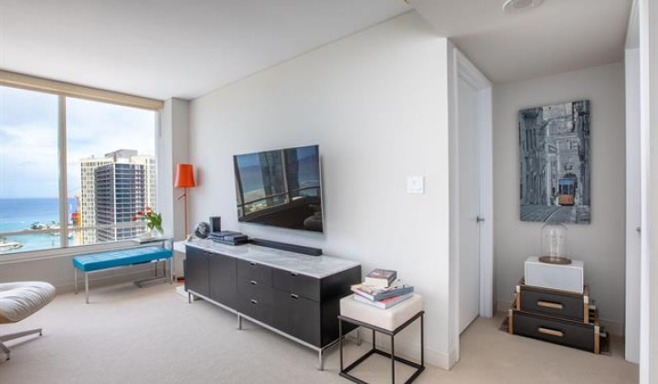 1009 Kapiolani Boulevard,Honolulu,Hawaii,96814,1 Bedroom Bedrooms,1 BathroomBathrooms,Condo/Townhouse,Kapiolani,41,18135328