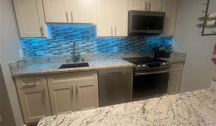 1778 Ala Moana Boulevard,Honolulu,Hawaii,96815,2 Bedrooms Bedrooms,2 BathroomsBathrooms,Condo/Townhouse,Ala Moana,12,19299882