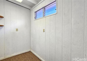 1058 Puolo Drive,Honolulu,Hawaii,96818,5 ベッドルーム ベッドルーム,3 バスルームバスルーム,一戸建て,Puolo,18136527
