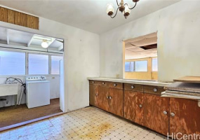 1058 Puolo Drive,Honolulu,Hawaii,96818,5 ベッドルーム ベッドルーム,3 バスルームバスルーム,一戸建て,Puolo,18136527