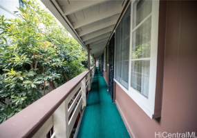 223 Saratoga Road,Honolulu,Hawaii,96815,1 Bedroom Bedrooms,2 BathroomsBathrooms,Condo/Townhouse,Saratoga,11,17737378