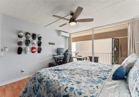 430 Keoniana Street,Honolulu,Hawaii,96815,1 Bedroom Bedrooms,1 BathroomBathrooms,Condo/Townhouse,Keoniana,10,18137280