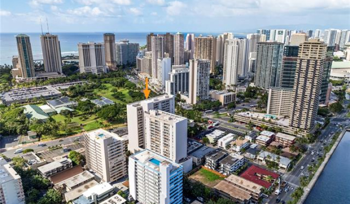 430 Keoniana Street,Honolulu,Hawaii,96815,1 Bedroom Bedrooms,1 BathroomBathrooms,Condo/Townhouse,Keoniana,10,18137280