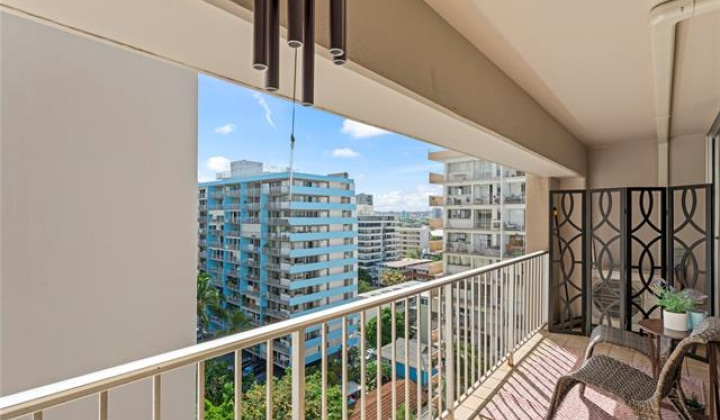 430 Keoniana Street,Honolulu,Hawaii,96815,1 Bedroom Bedrooms,1 BathroomBathrooms,Condo/Townhouse,Keoniana,10,18137280