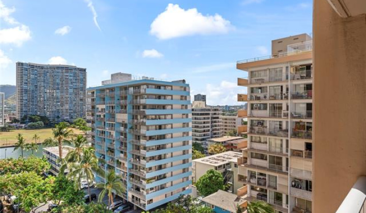430 Keoniana Street,Honolulu,Hawaii,96815,1 Bedroom Bedrooms,1 BathroomBathrooms,Condo/Townhouse,Keoniana,10,18137280