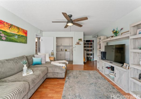 430 Keoniana Street,Honolulu,Hawaii,96815,1 Bedroom Bedrooms,1 BathroomBathrooms,Condo/Townhouse,Keoniana,10,18137280